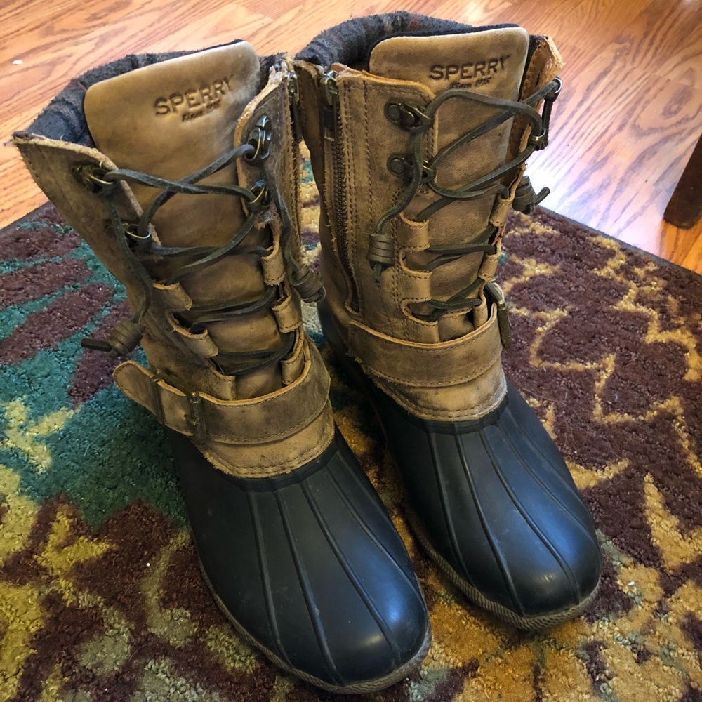 Speedy Rainboots